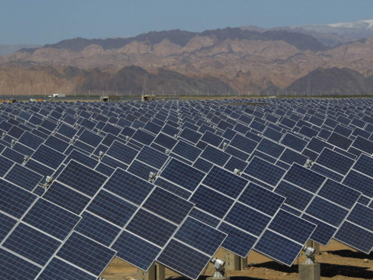 World's largest single-site solar power plant in Abu Dhabi, ETEnergyworld
