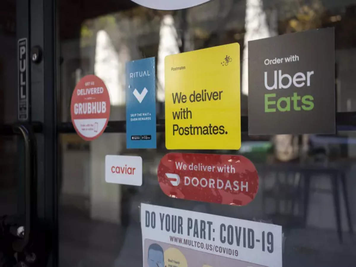 Chicago Claims DoorDash and Grubhub Misled Customers on Fees