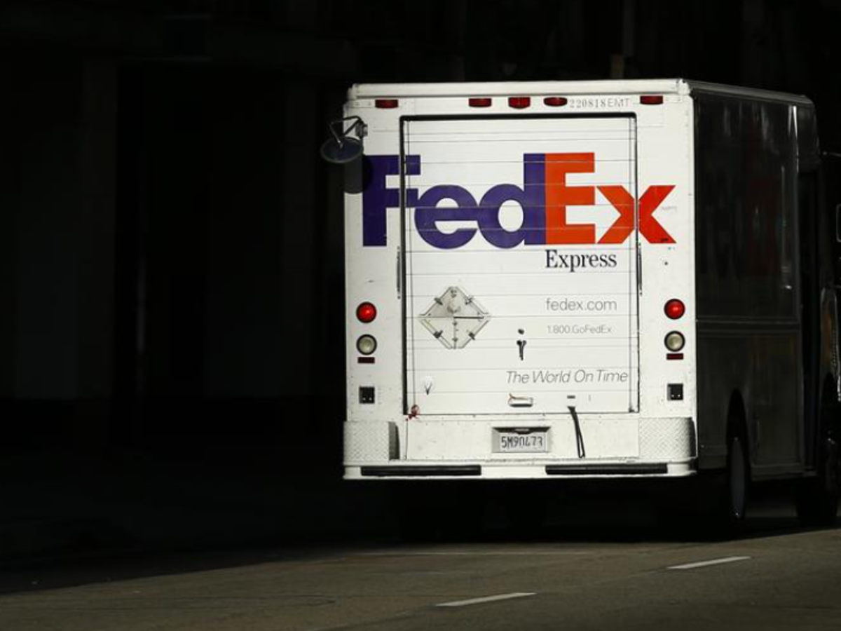 Fred Smith: FedEx faces labor union challenge over billionaire CEO Fred  Smith's pay, HR News, ETHRWorld