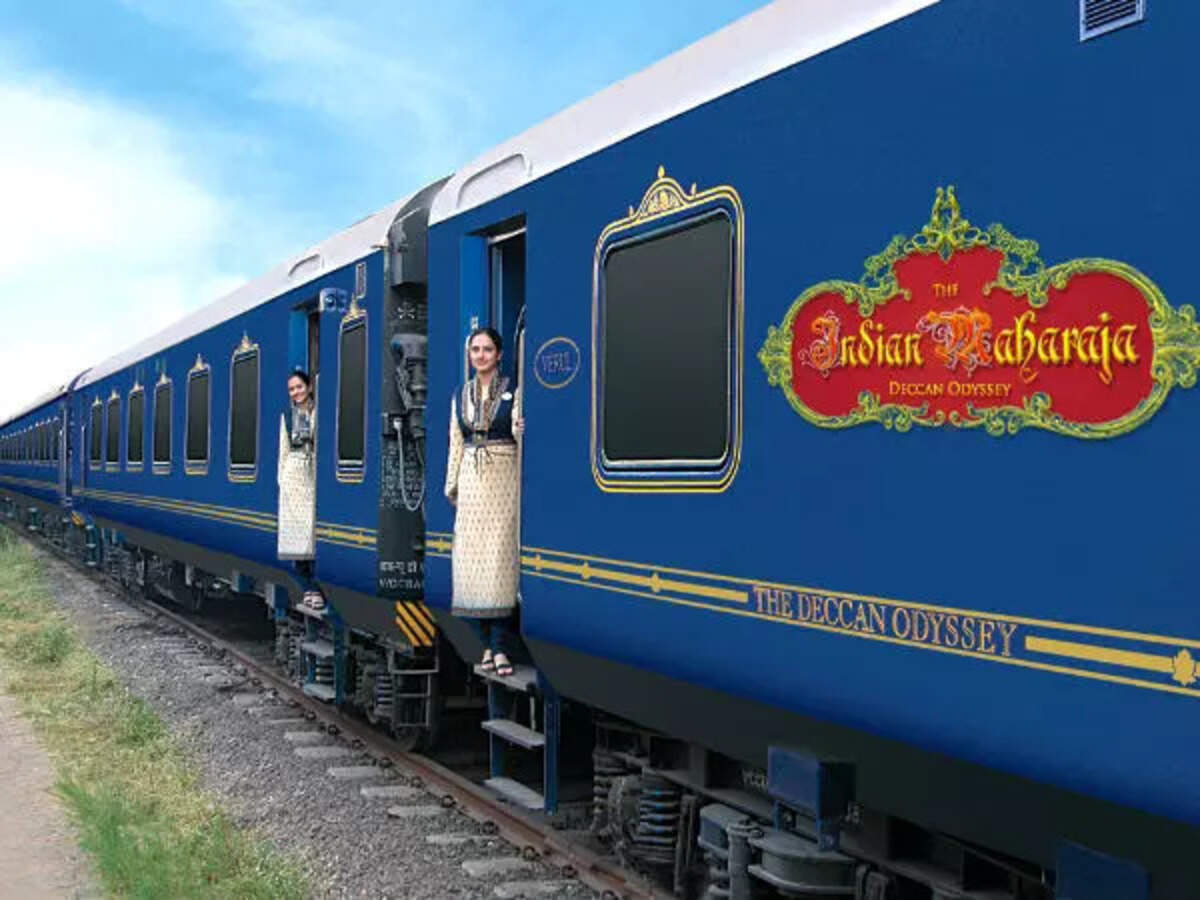 Королевский рейл. Поезд Deccan Odyssey. Deccan Odyssey Luxury Train. Хорошей поездки на поезде. Счастливого пути провожающим поезд.