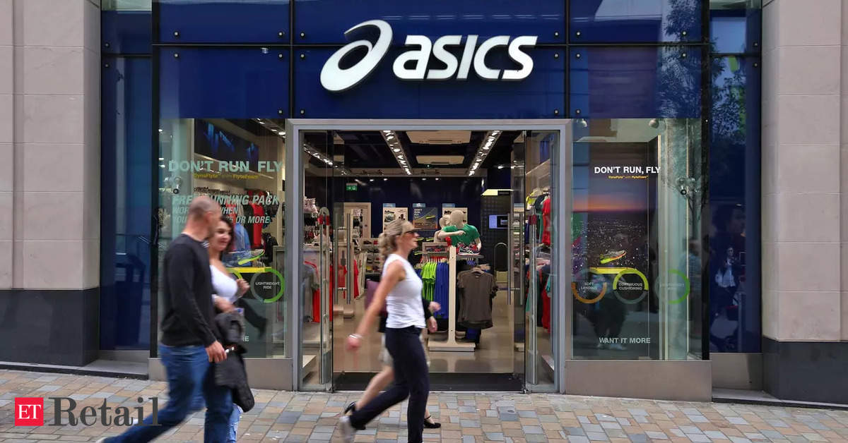 curso Empuje hacia abajo estudiante universitario Footwear: ASICS expects 50 pc of sales from online channel in India in 2-3  years, Retail News, ET Retail