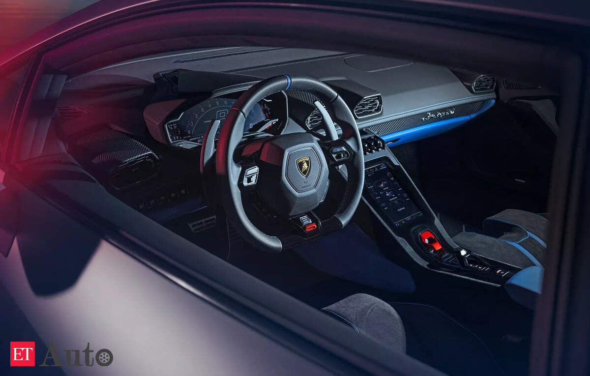 Huracan Tecnica Prices launches Huracan