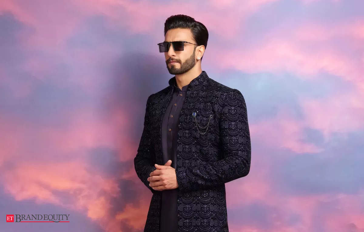 Manyavar - Trust Ranveer Singh's style quotient for the wedding season and  get decked up in this eclectic kurta jacket. Visit the nearest store or  shop online at  #TaiyaarHokarAaiye #Manyavar