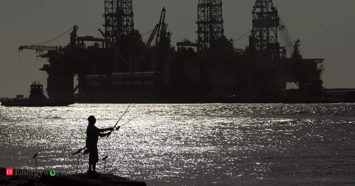 US offshore oil producers keep eye on Hurricane Ian's track; output already hit - ETEnergyWorld
