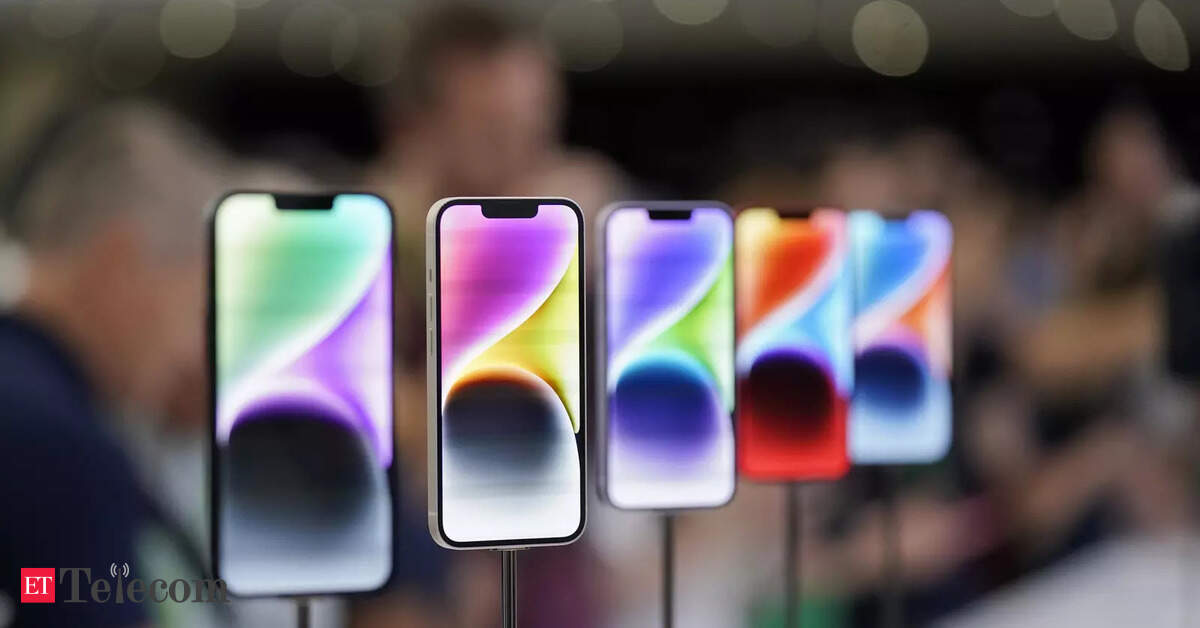 Sources: Apple plans to add 5G support to iPhone 12, 13, and 14 models in India by December through an iOS update and will met executives from Airtel this week (The Economic Times)