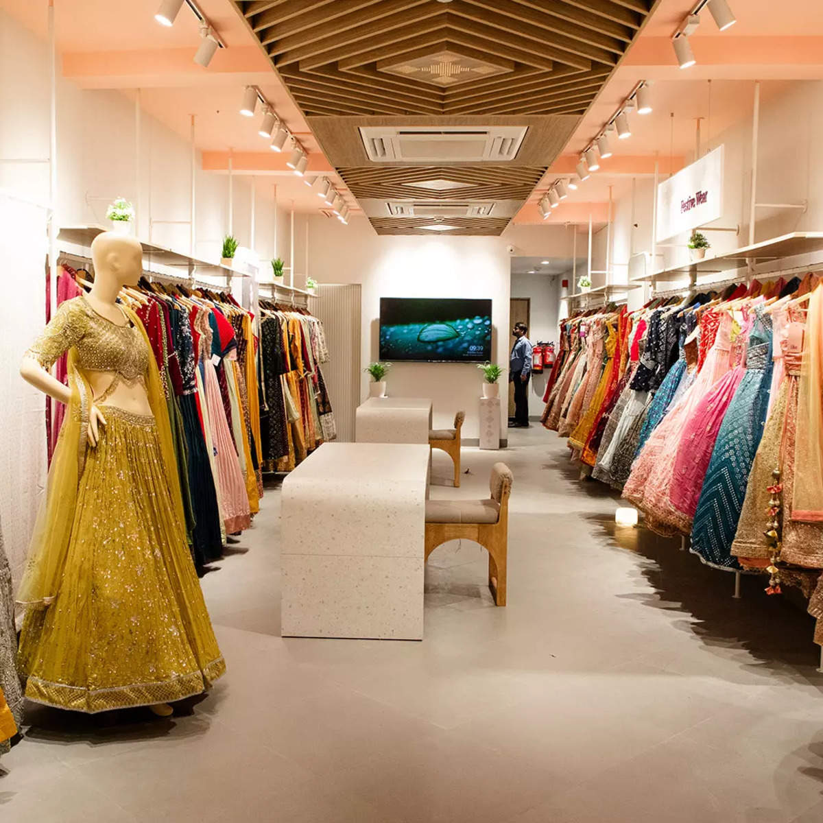 Ethnic wear brands bet big on this year's wedding and festive season, ET  Retail