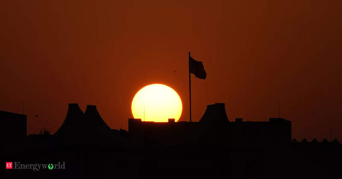 Energy-rich Qatar faces fast-rising climate change risks at home - ETEnergyWorld