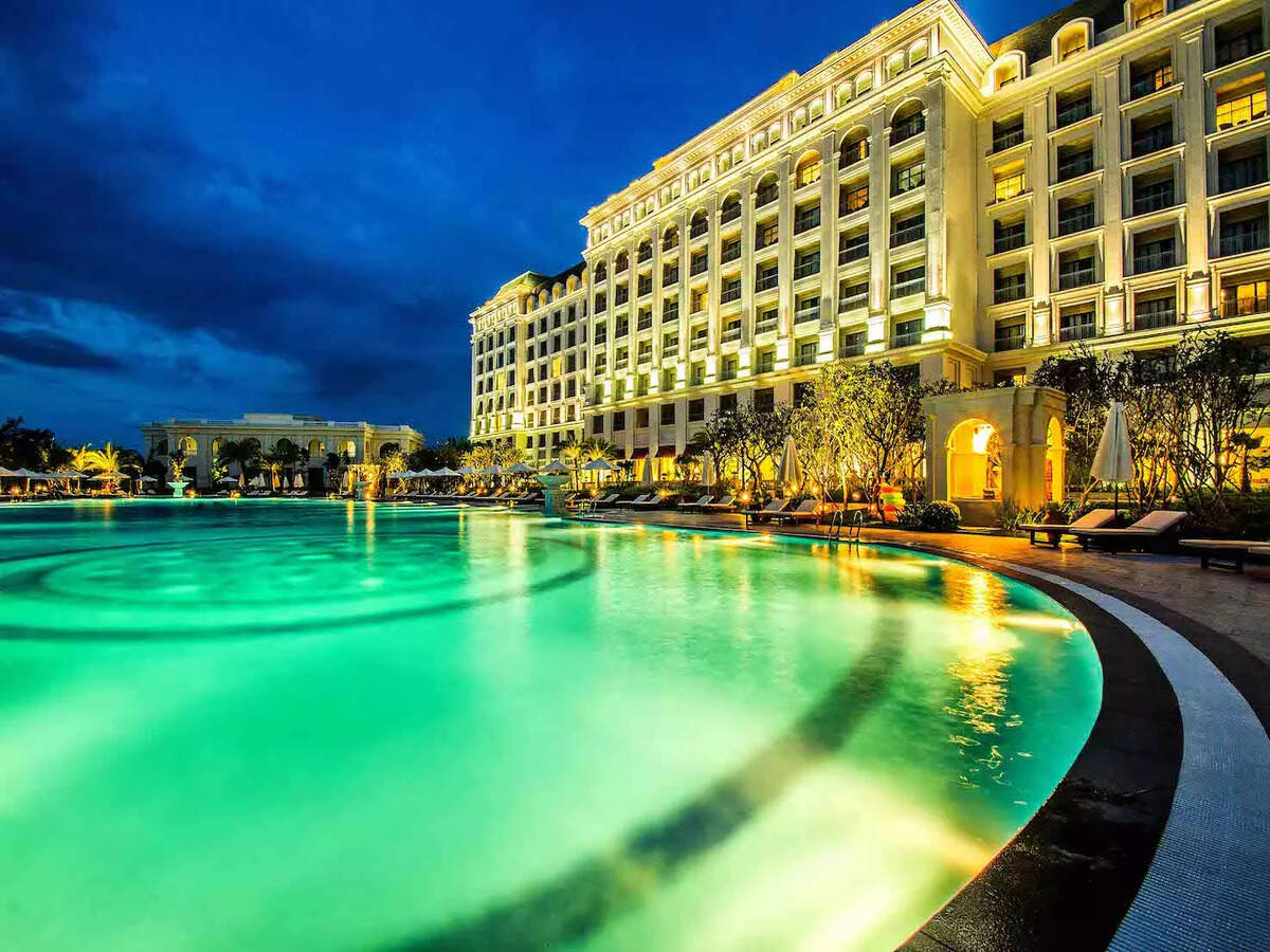 Vietnam marks the arrival of Sheraton Phu Quoc Long Beach Resort