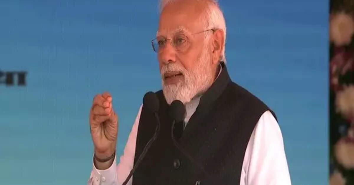 India of 21st century will have to improve its public transport system ...