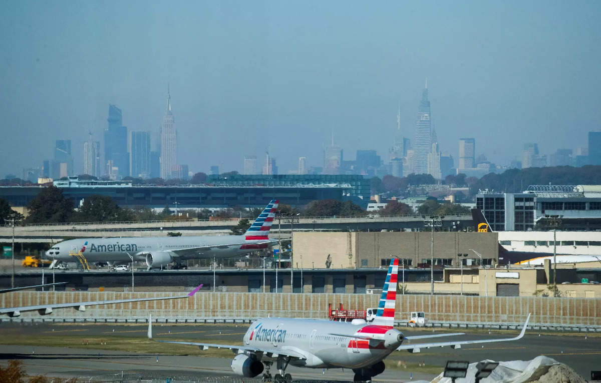 American Airlines will cut some New York flights this summer