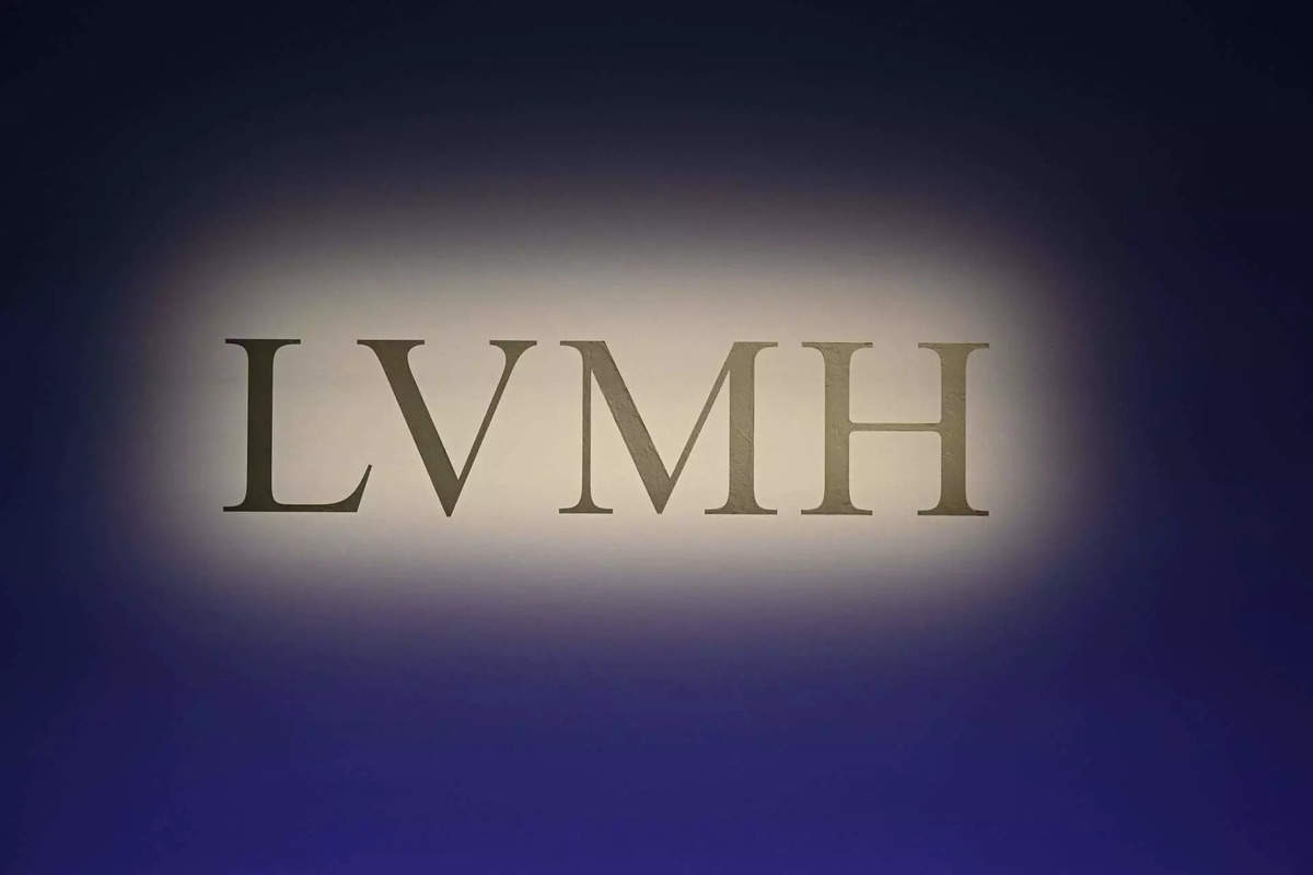 LVMH sets sights on Cartier