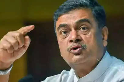 renewable energy minister r k singh asks states uts to set up committees for energy transition